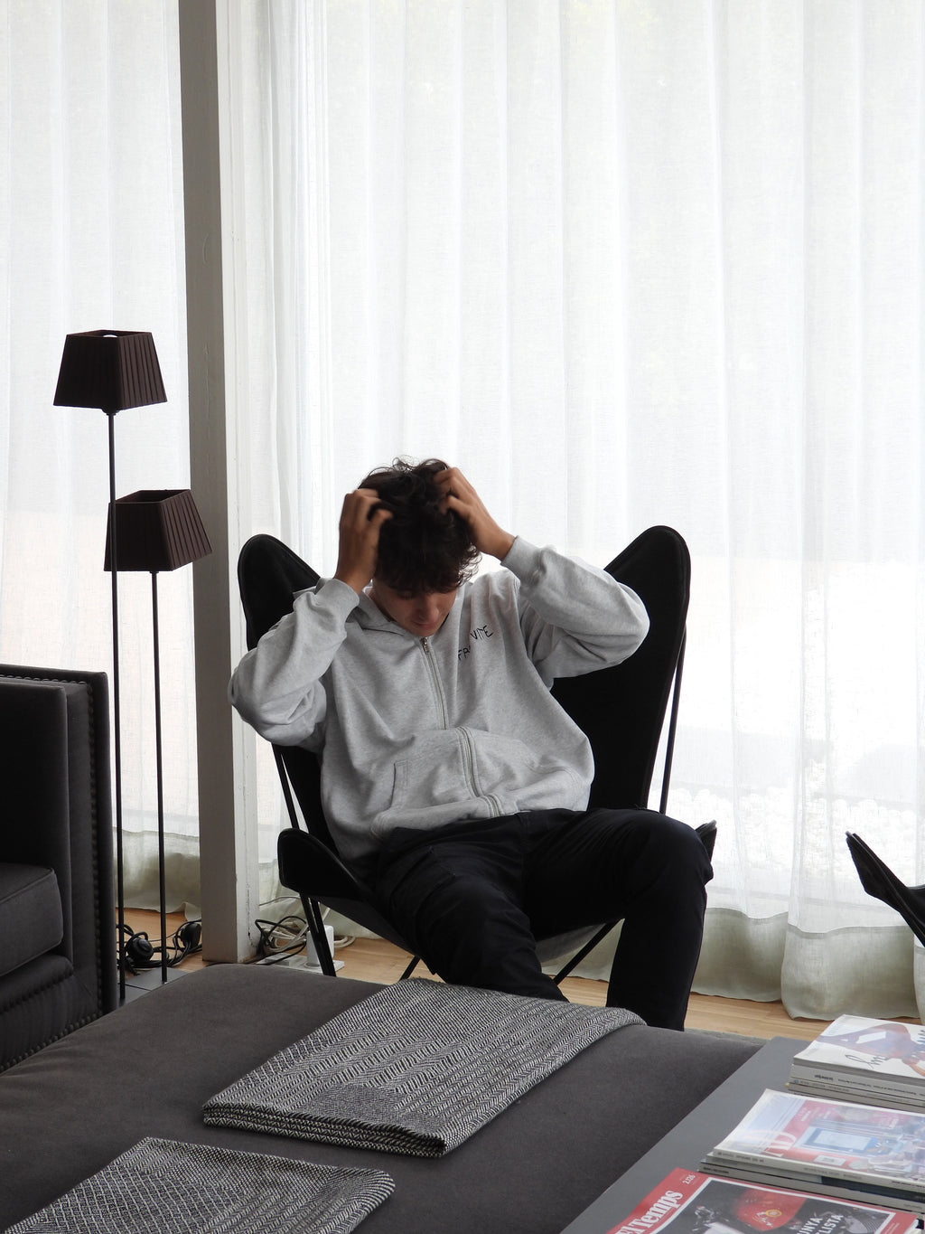 cozy essential zip hoodie